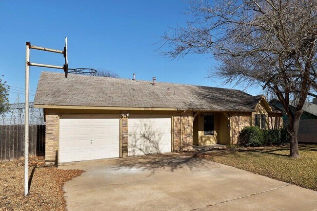 Photo - 1214 Doonesbury Dr