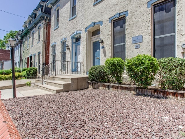 Photo - Campus Apartments