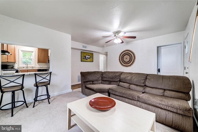 Photo - 2425 Fort Dr