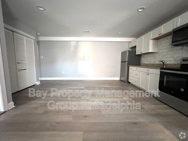 Building Photo - 5239 Jefferson St Unit 1 Rental