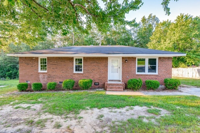 Photo - 216 Cross Hill Rd