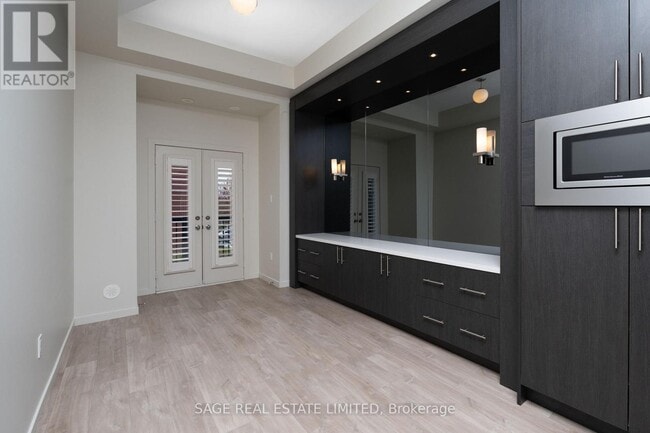 Photo - 222 Vellwood Common