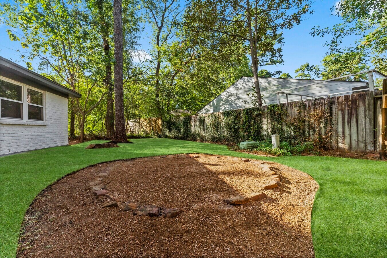 Photo - 26 E Woodtimber Ct