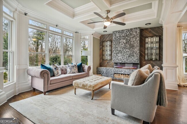 Photo - 1930 Northside Dr NW