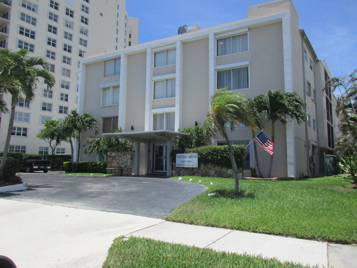 Photo - 1527 S Flagler Dr Unit 203F