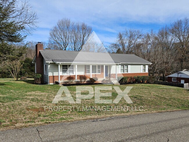 Photo - Beautiful 4 Bd 2/Ba + Bonus Rm, Basement R...