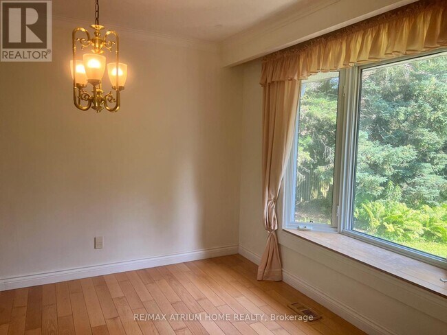 Photo - 23 Riverbend Rd