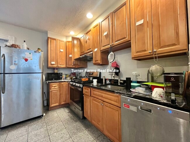 Photo - 127 Cedar St