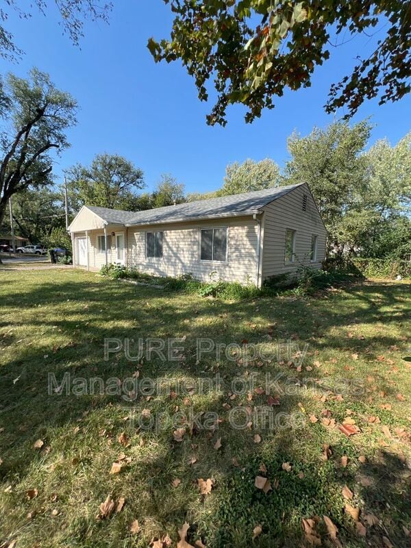 Photo - 3643 SW Clare Ave