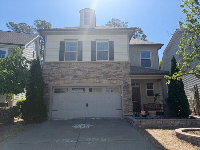 Building Photo - 220 Concordia Woods Dr