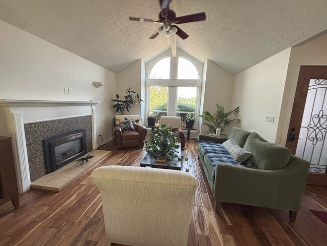 Photo - 17927 Ridge Lake Dr