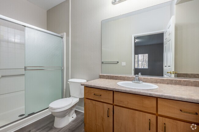 2BR, 2BA - 1,081SF - First Bathroom