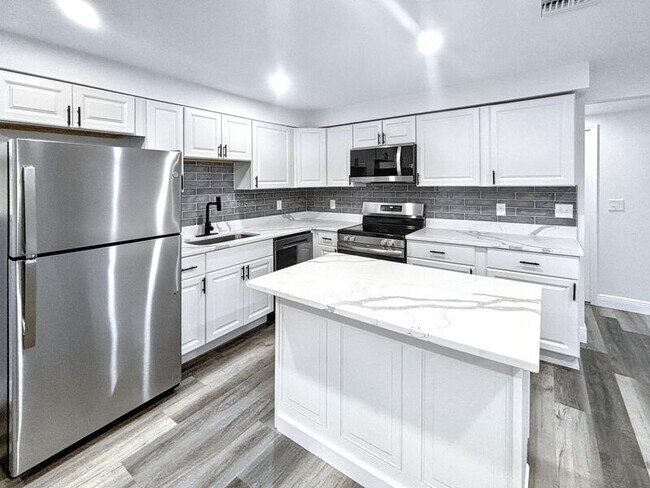 Photo - 1326 S Summerlin Ave