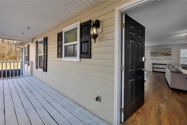 Photo - 1817 Hardman Ln