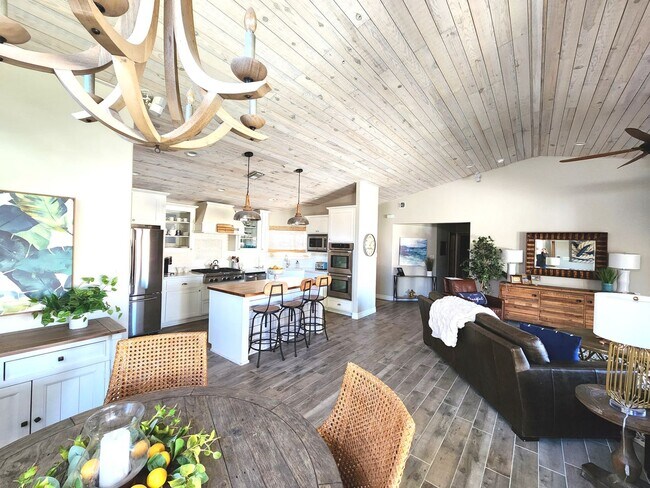 Photo - Amazing Fully Furnished Rental with Pool & Spa