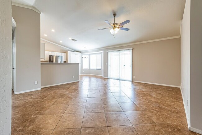 Photo - 986 S Wanda Dr