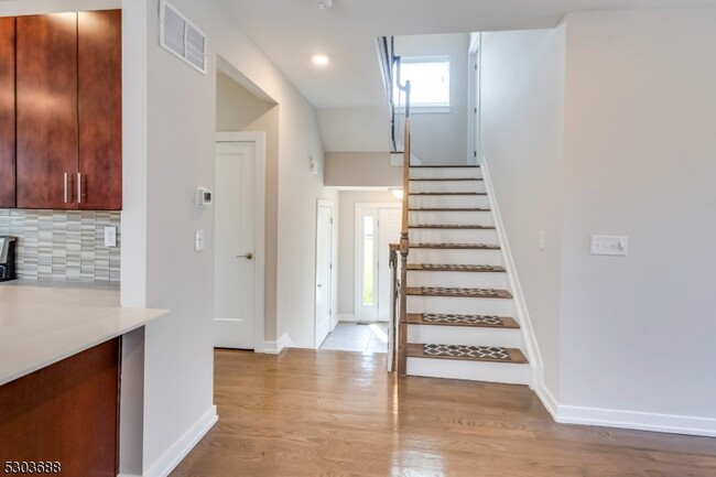 Photo - 120 Sowers Dr
