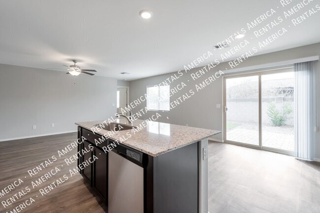 Photo - 495 W Geib Ave