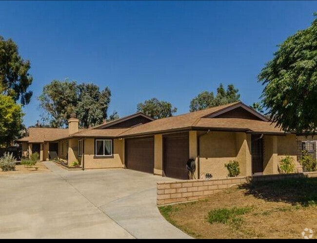 Building Photo - 9789 Diana Ave Rental