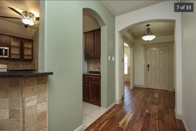 Photo - 3728 Sapphire St