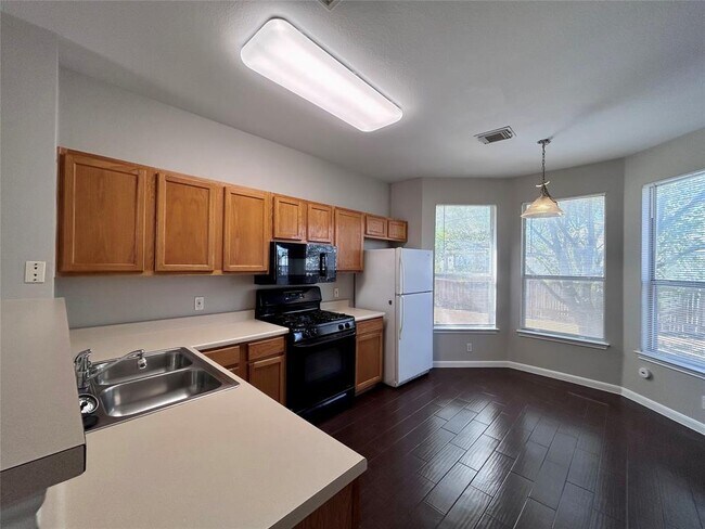 Photo - 2707 Westhampton Ct