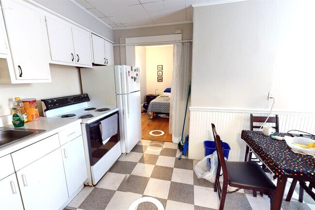 Photo - 8 Forest St Unidad 2L