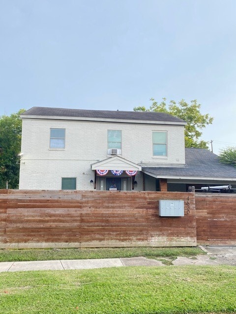 Building Photo - 4630 Woodside St Unit 2 Rental
