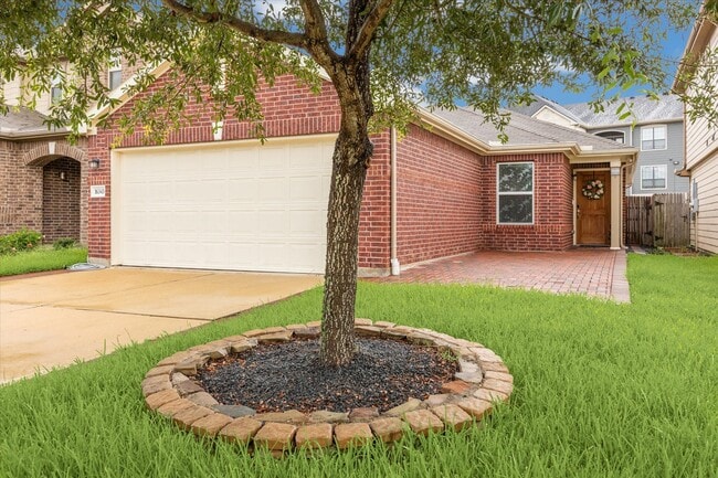 Photo - 16343 Oakside Hollow Ln House