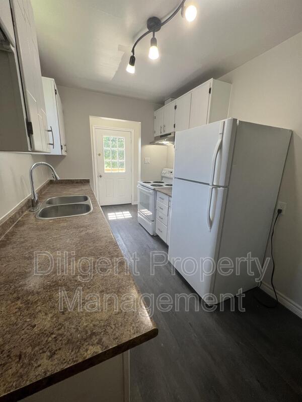 Photo - 238 Spencleys Ln