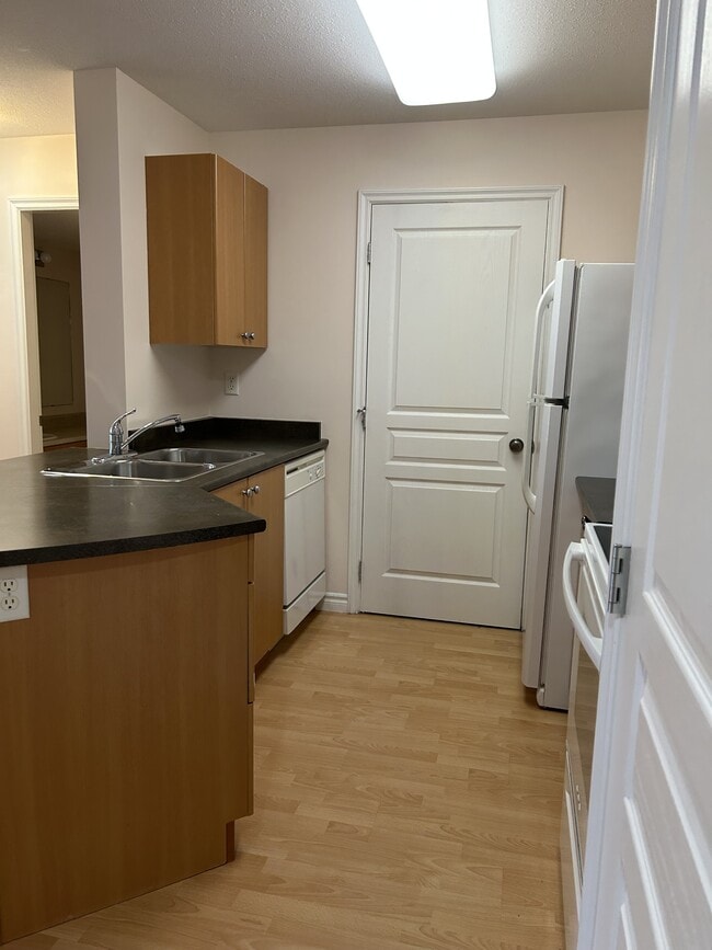 Photo - 7516-7516 Topaz Dr