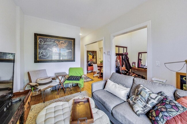 Photo - 2700 N Artesian Ave