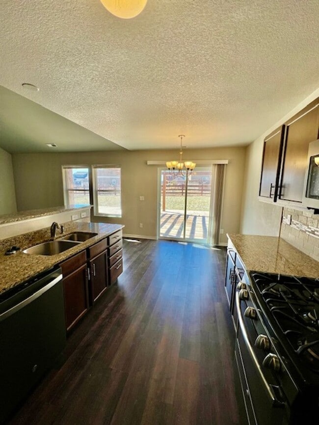 Photo - Charming 3 Bedroom Home In Falcon Highlands Available Now!