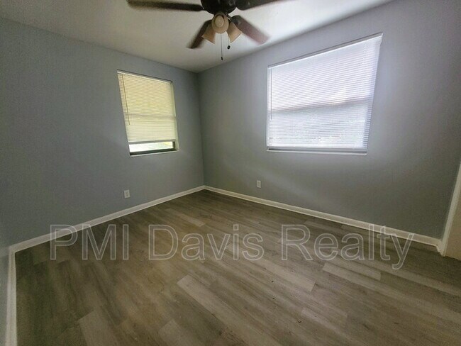 Photo - 2984 Myra St Unit 4
