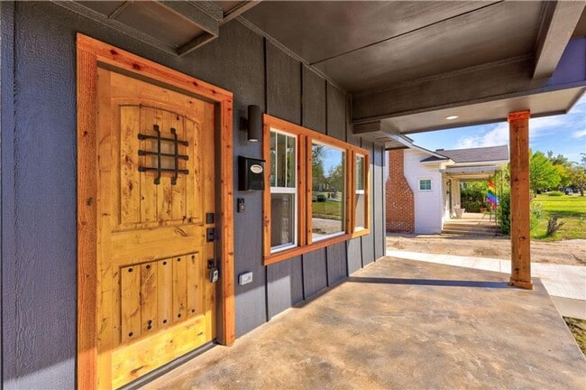 Photo - 3 Bed 2.5 Bath 1 Car Garage Built New 2021 in Gatewood Addition