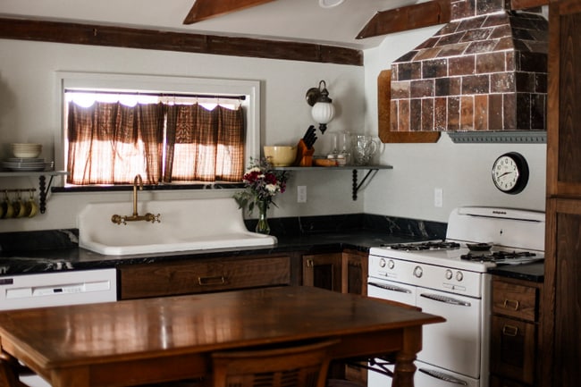 Photo - 307 W 1st St