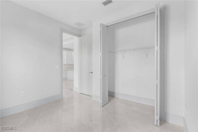 Photo - 2378 Hunter Blvd