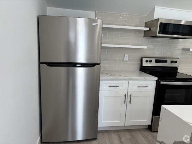 Building Photo - 18711 Tulsa St Unit Tulsa ADU Rental