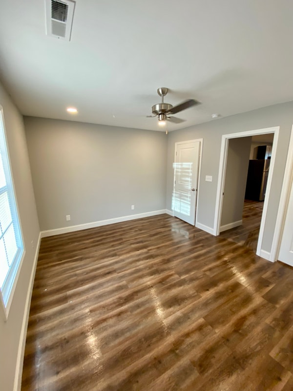 Photo - 22035 Spidel Wy