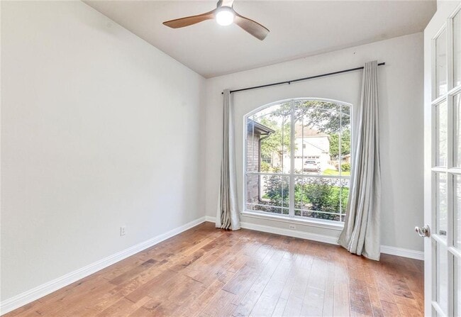 Photo - 1019 Horne Dr