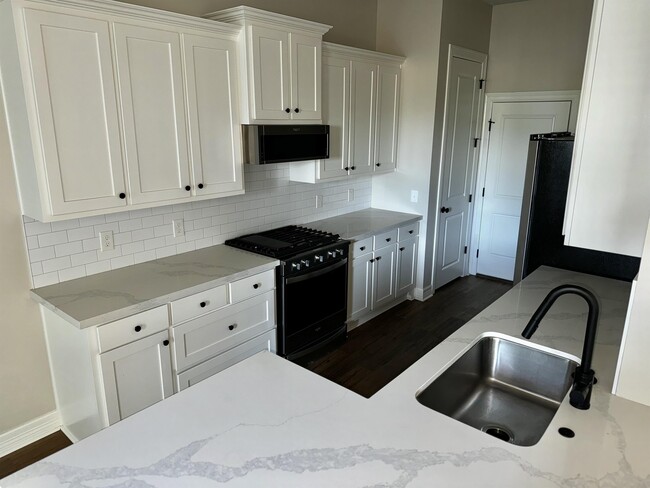 Photo - 5100 Westgate Ln