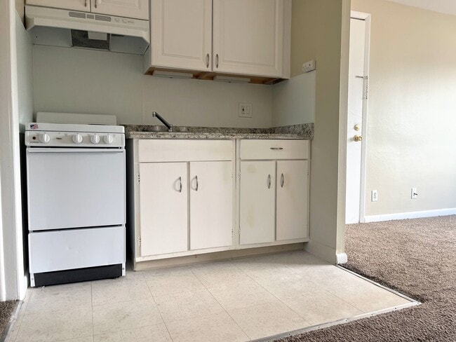 Photo - Parker Heights Apartments Unit 4