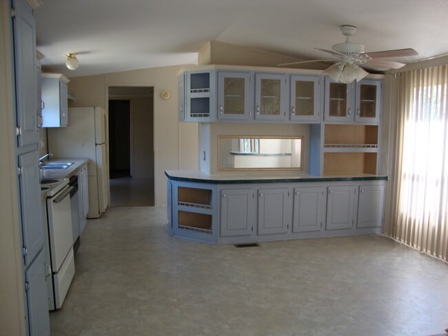 Photo - 214 Bluebonnet Dr