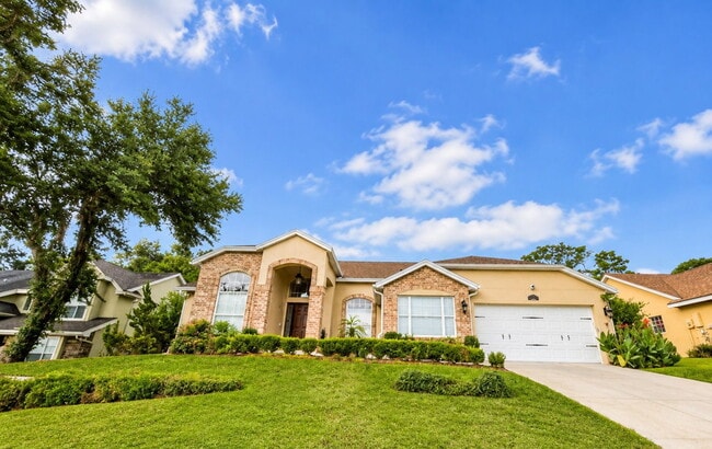 Building Photo - 2226 Lake Marion Dr