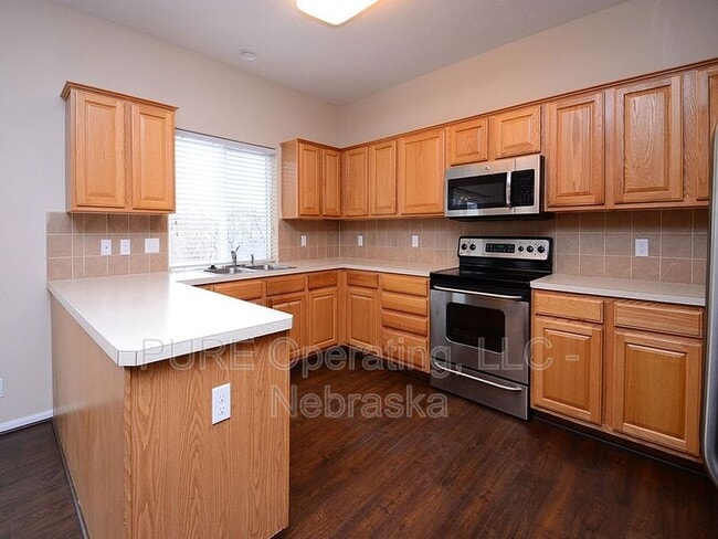 Photo - 4616 N 154th St