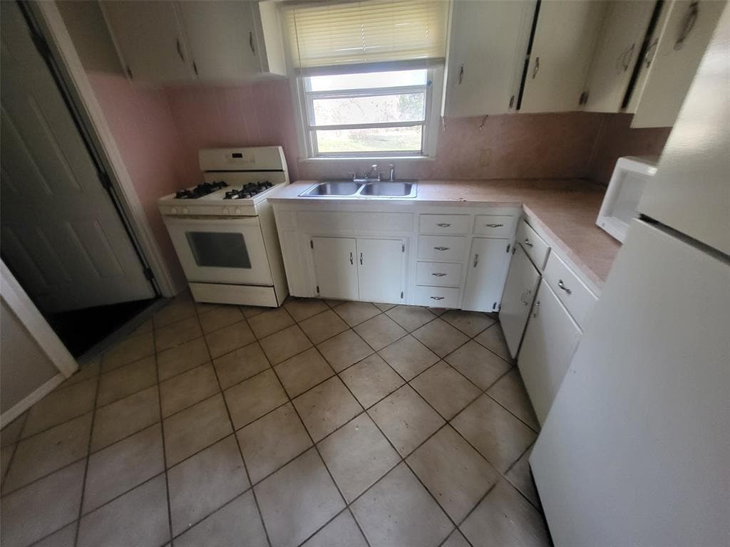 Photo - 3104 N Holman Ct