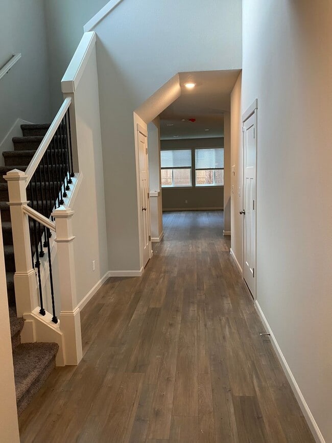 Photo - AVAILABLE NOW!!! 4BD/3BA - Pet friendly + Fenced Yard & Washer/Dryer Included - Great South Locat...