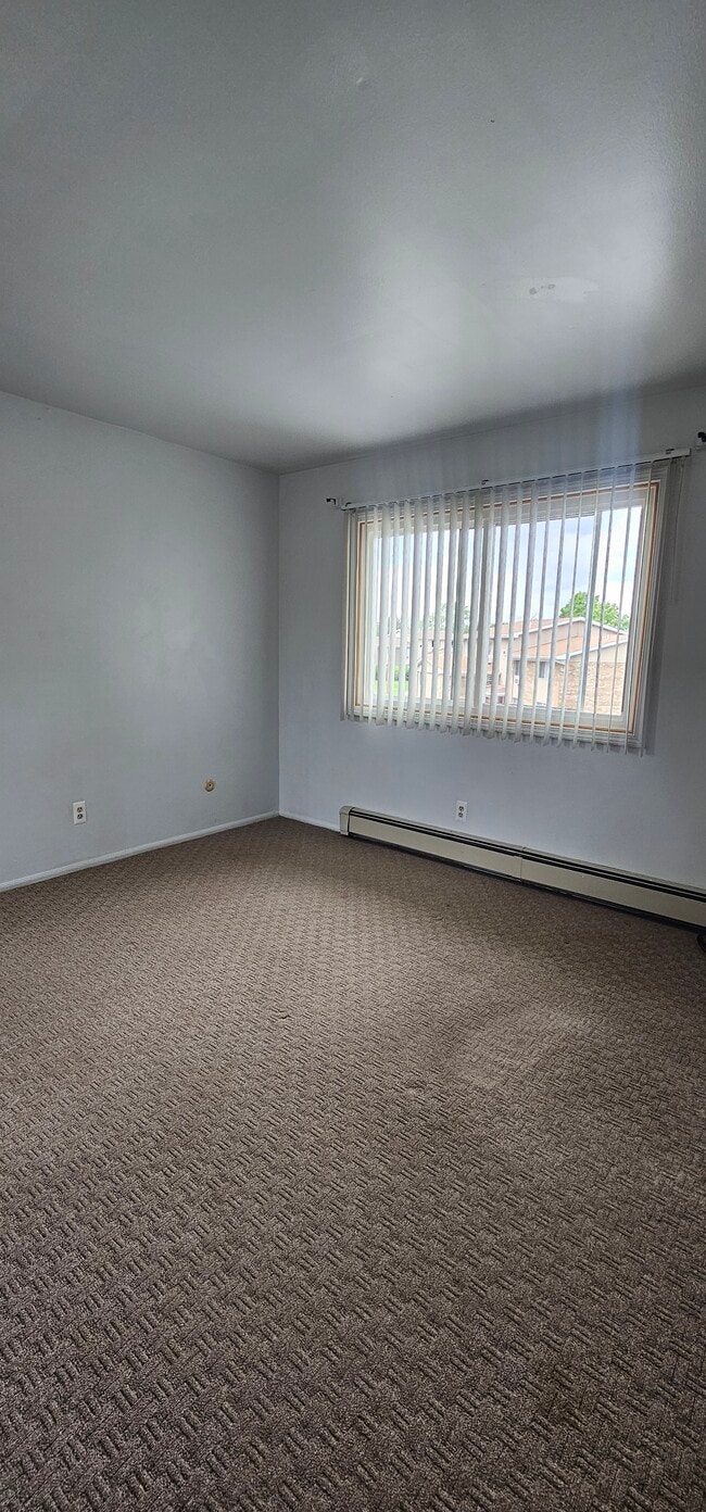 Segundo dormitorio - 5001 W 82nd Ct Unidad D