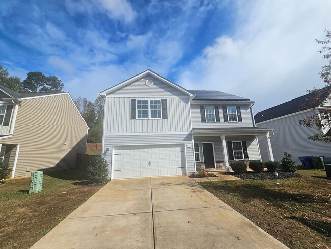 Well Maintained Solar Panel home in Gastonia - Well Maintained Solar Panel home in Gastonia