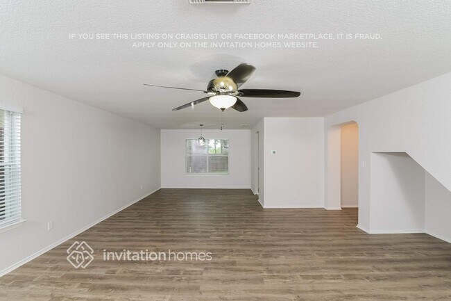 Photo - 10622 Manor Creek