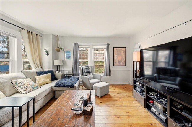 Photo - 23 Forsythe Pl